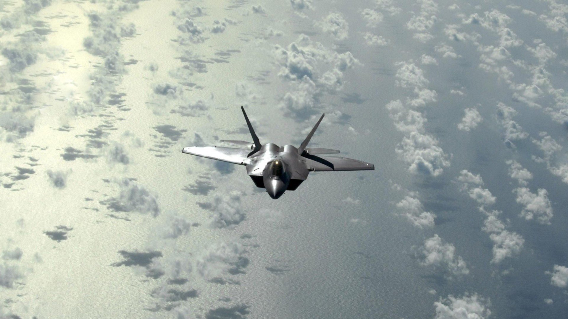 爱游戏体育-丁浩在“湾区杯”围棋大棋士赛中表现出色，围棋选手丁浩