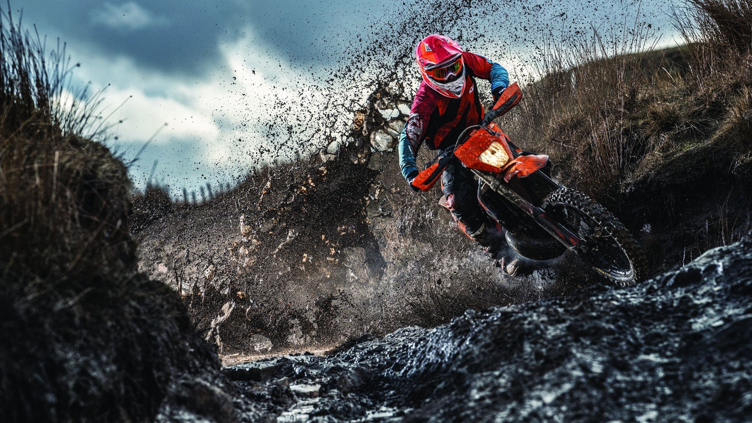 世界上最奇怪的足球比赛和规则揭秘，世界上最奇葩的足球进球