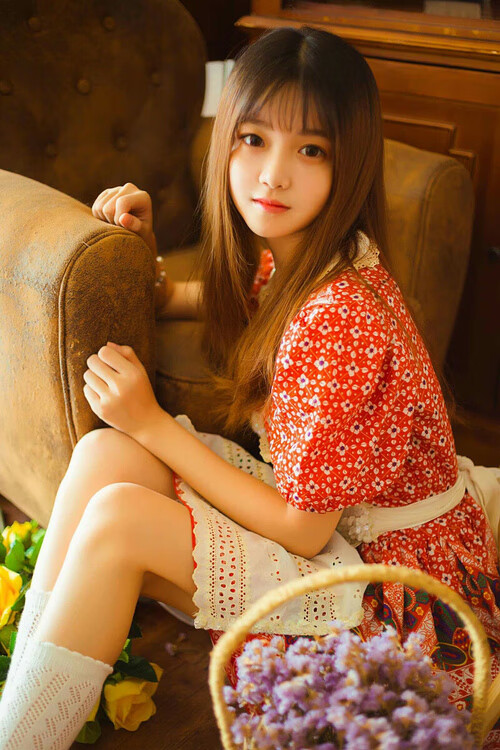 黄蜂球迷参与“设计主场助威动作”比赛，黄蜂球队