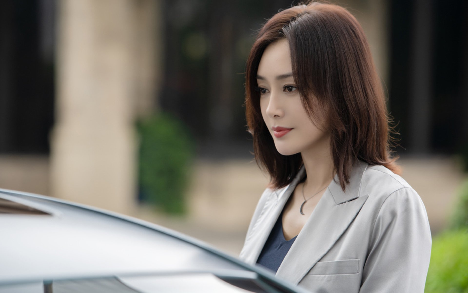 赛场焦点:关注本月最火爆的球员表现,最近很火的球星