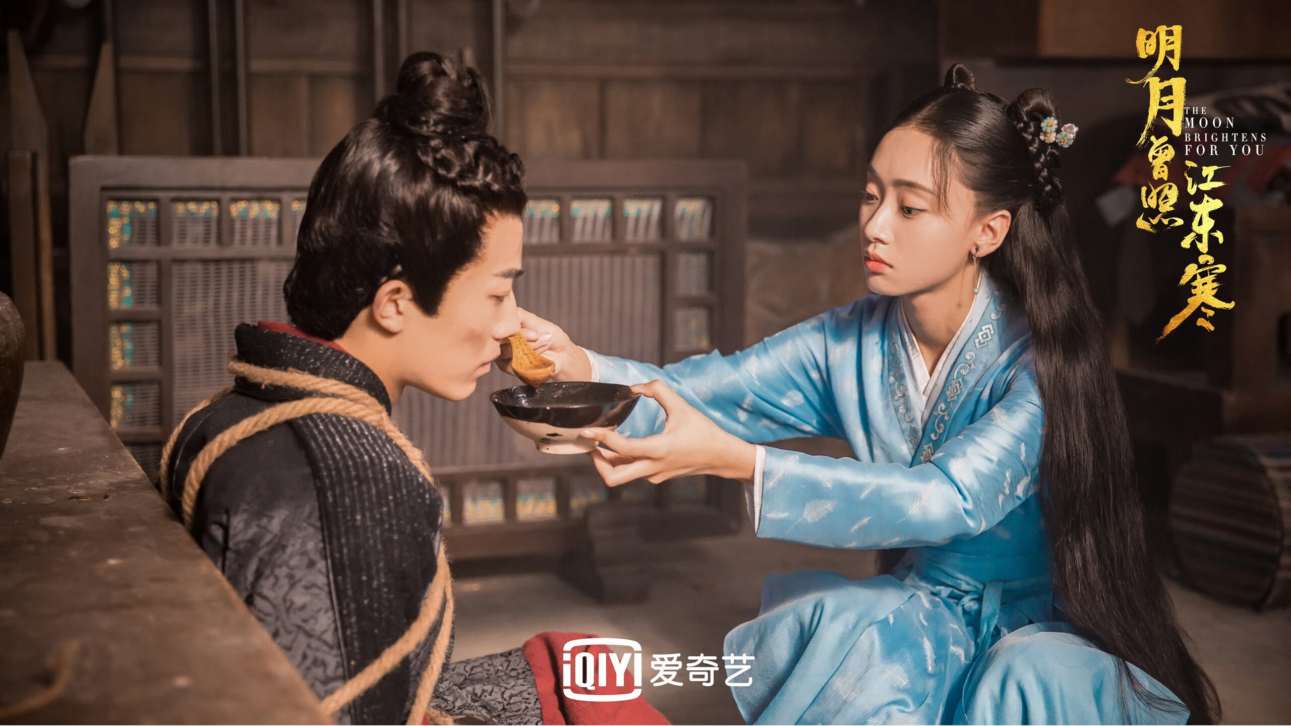 创纪录自行车选手挑战极限坡道,自行车赛道坡度