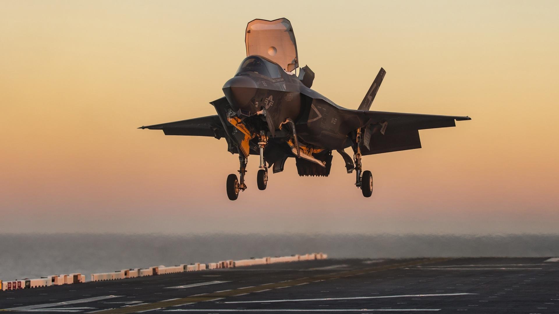 英超神奇逆袭：坚韧奋斗的极致诠释，英超巨星